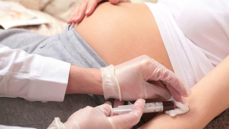 Xét nghiệm NIPT sàng lọc dựa trên lấy mẫu máu mẹ